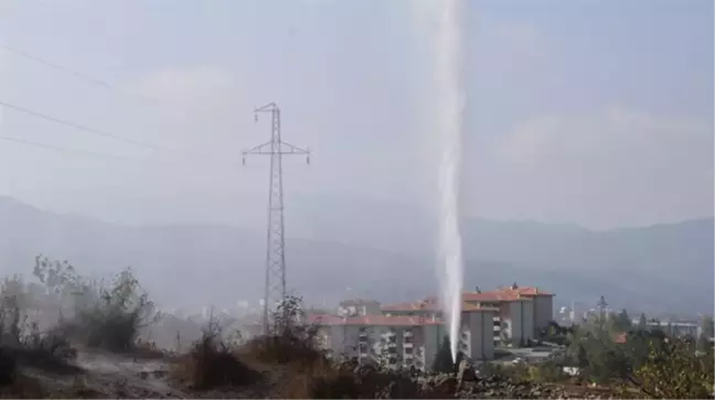 Balıkesir'de Boşa Akan Sıcak Su Şimdi Bir İlçeyi Isıtıyor!