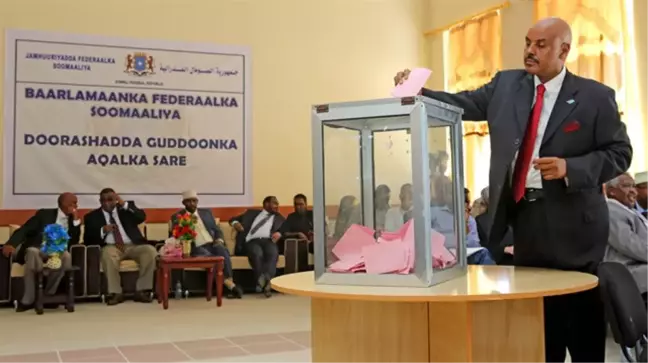 Somali'de Senato'ya Başkan Seçildi