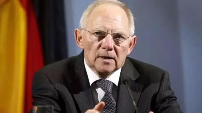 Alman Ekonomi Bakanı Schäuble:
