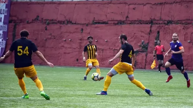 Kdz. Ereğli Belediyespor Sakarya Deplasmanından 1 Puanla Döndü