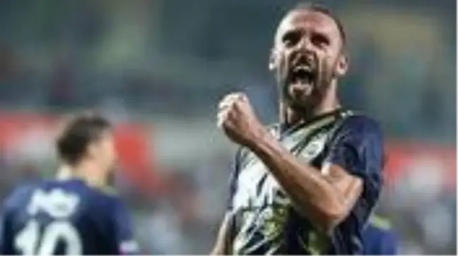 İtalyan ekibi Lazio, Fenerbahçeli Vedat Muriç'in menajeriyle temasa geçti