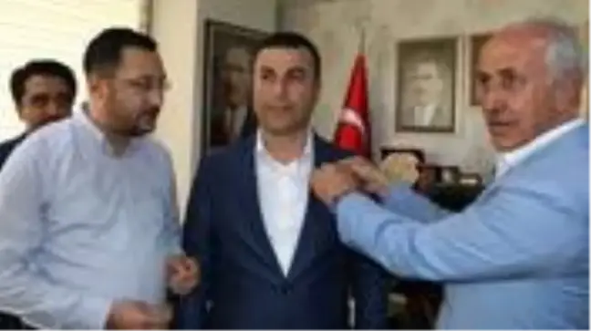 Partisinden istifa eden CHP'li eski belediye meclis üyesi, AK Parti'ye katıldı