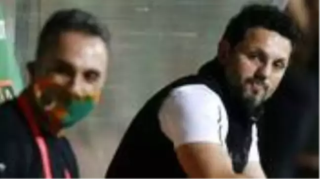 Erol Bulut, Alanya ve Malatya'da beraber çalıştığı teknik ekibiyle birlikte Fenerbahçe'ye gitmek istiyor