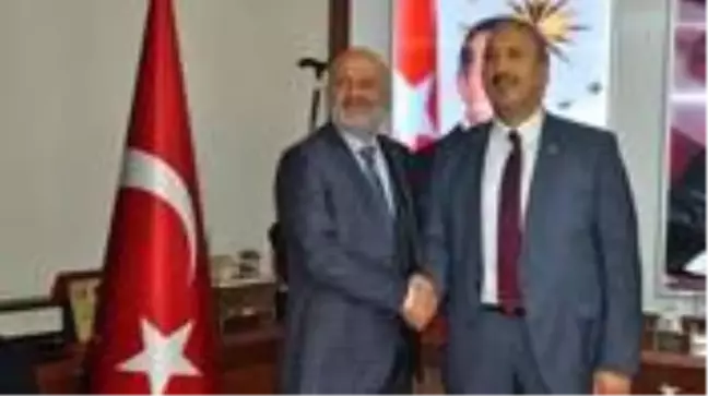 AK Partili başkan, belediyenin arsasını kendi vakfına devreden AK Partili selefini mahkemeye verdi