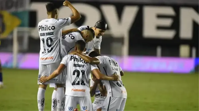 Libertadores Kupası'nda finalin adı Palmeiras-Santos oldu