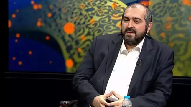 Alkol yasağı için tweet atan Mehmet Boynukalın, takipçisinin uyarısıyla paylaşımını apar topar sildi