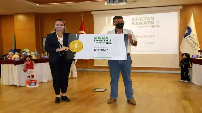 Atıklar Sanata Dönüştü