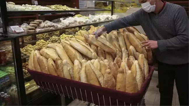 'İstanbul'da aşı olmayana ekmek satılmayacak' iddiasına Fırıncılar Odası Başkanı Çiçek son noktayı koydu: Talihsiz bir açıklama