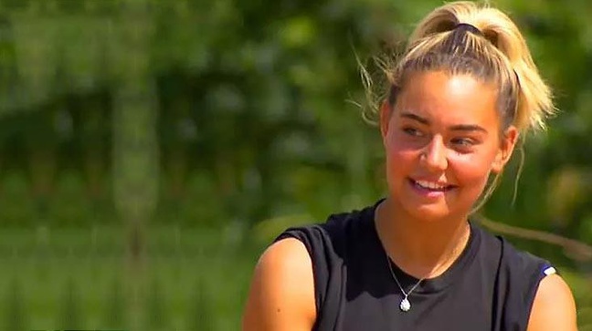 Survivor All Star'dan kendi isteğiyle elenen Aycan Yanaç, yaşadıklarını anlattı