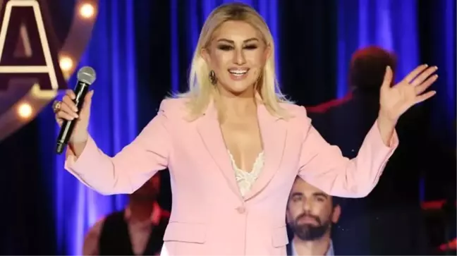 63 yaşındaki Muazzez Ersoy, mayolu pozlarını paylaştı