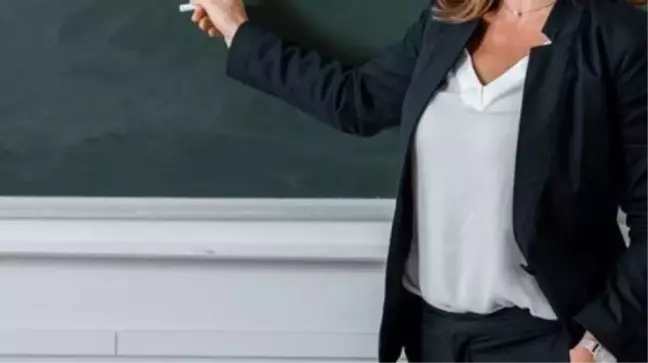 Kadın öğretmene cinsel taciz suçlamasıyla yargılanan okul müdürüne uzaklaştırma verildi