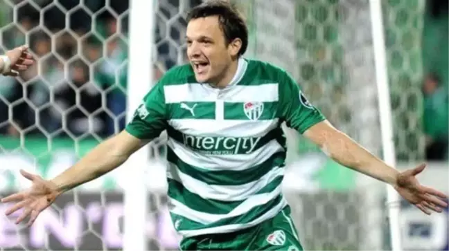 Bursaspor'un efsanesi Batalla, Nilüfer Belediye FK'nın yeni teknik direktörü oldu