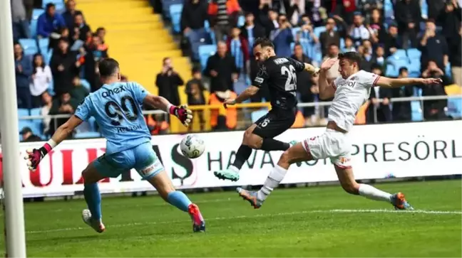 Zirve takibi sürüyor! Antalyaspor'u rahat geçen Adana Demirspor'dan çılgın seri