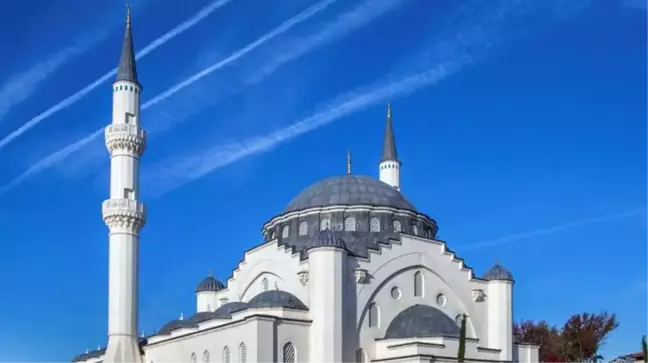 ABD'de bir ilk! Minneapolis şehrinde 5 vakit ezan okunmasına izin verildi