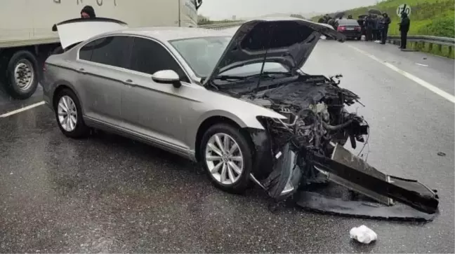 AK Parti Balıkesir Milletvekili Mustafa Canbey trafik kazası geçirdi