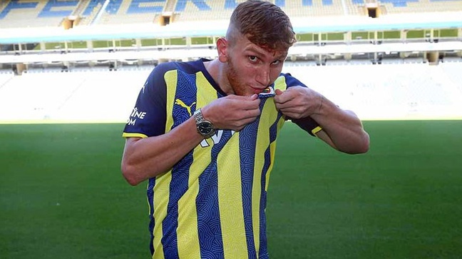 Samsunspor, Burak Kapacak için Fenerbahçe'nin kapısını çaldı