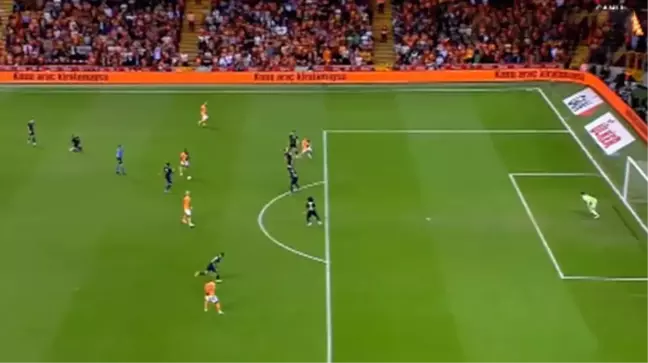 Kimse ne olduğunu anlayamadı! Wilfried Zaha'dan inanılmaz bir gol