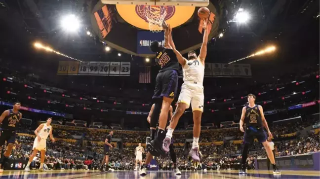 Neler yapıyor neler! Ömer Yurtseven'den Lakers'a karşı 17 dakikada 18 sayı 6 ribaunt