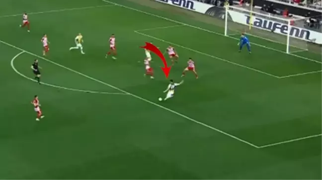 10 dakika yetti! İrfan Can Kahveci'den Olympiakos'a süper gol