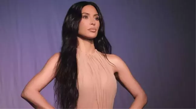 Kim Kardashian, daha genç görünmek için yüzüne somon spermi enjekte ettirdiğini açıkladı