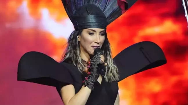 Hande Yener, 