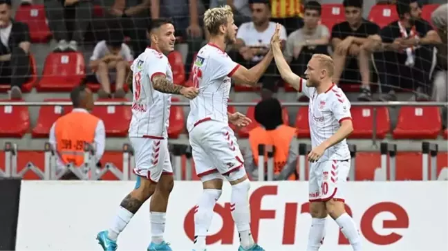 İnanılmaz son! Sivasspor, Kayserispor'u deplasmanda 2-1 yendi