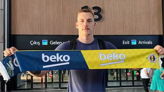 Ülkesine geri döndü! Fenerbahçe Beko'da yeni transfer Luka Samanic ile yollar ayrılıyor