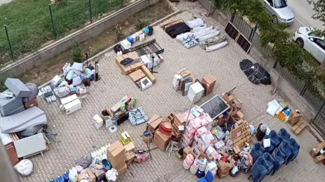 İçlerinden biri de öğretmen! Deprem yardımlarını satarken yakalandılar