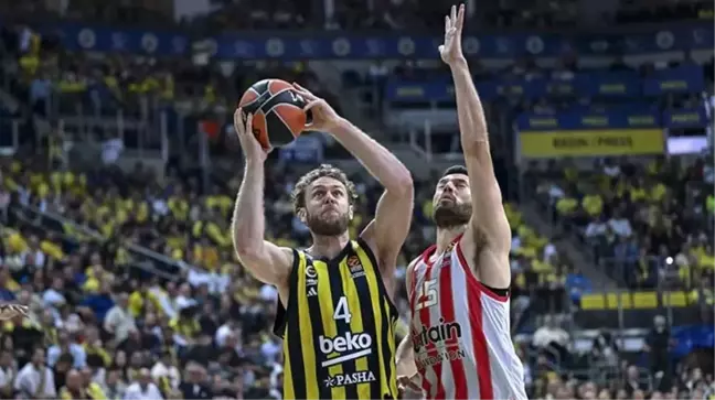 Fenerbahçe Beko, EuroLeague'in ilk haftasında ağırladığı Olympiakos'u 82-71 yendi