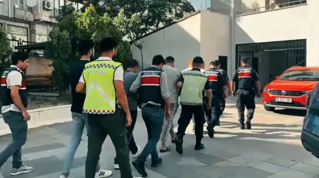 Tekirdağ'da Jandarma Operasyonu: 113 Şüpheli Yakalandı