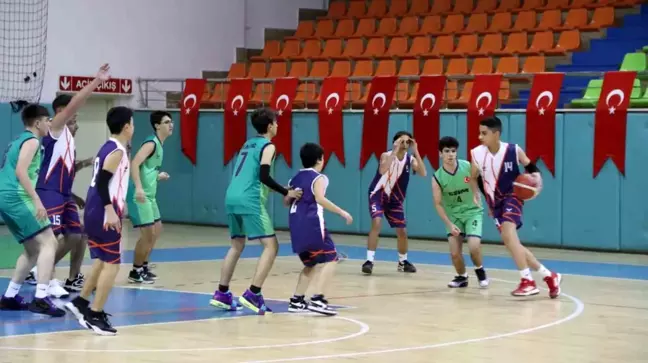 Elazığ'da U-16 Basketbol Yerel Lig Müsabakaları Sona Erdi