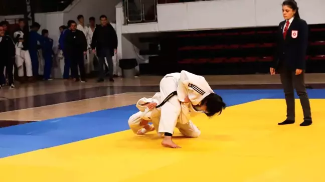 Elazığ'da Judo Gençler A Grup Müsabakaları Tamamlandı