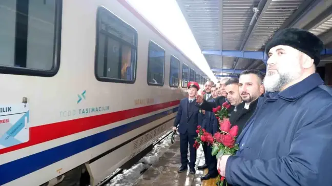 Turistik Doğu Ekspresi İlk Seferinde Erzurum'da 4 Saatlik Mola Verdi