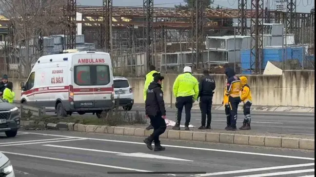 Büyükçekmece'de Tır Altında Kalan Sürücü Hayatını Kaybetti