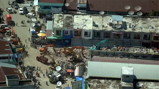 Endonezya'daki Deprem