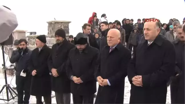 Erzurum'da Atlı Hafızlar, 484'üncü 'Binbir Hatim' Duasını Başlattı