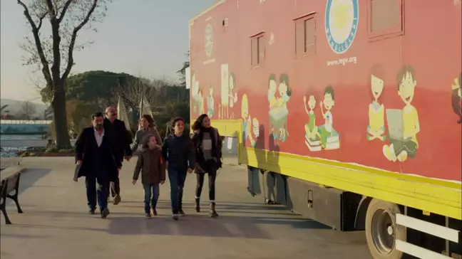 Poyraz Karayel'den TEGV'e Büyük Destek
