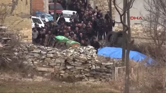 Kütahya Yangında Ölen 2 Kardeş Toprağa Verildi