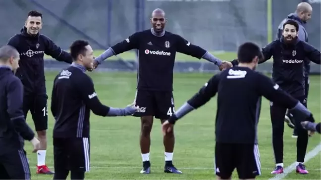 Beşiktaş'ın Yeni Transferi Ryan Babel İlk İdmanına Çıktı