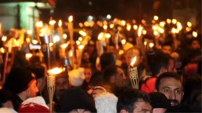 Meşaleler Sarıkamış Şehitleri İçin Yandı