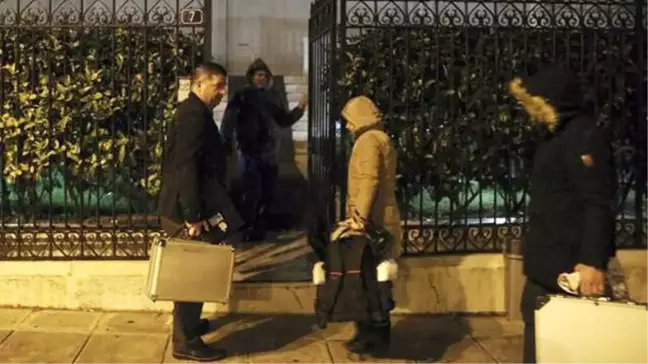 Rus Diplomatın Evinde Ölü Bulunması
