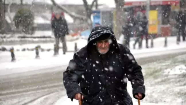 Edirne'de Etkili Olan Kar Yağışı