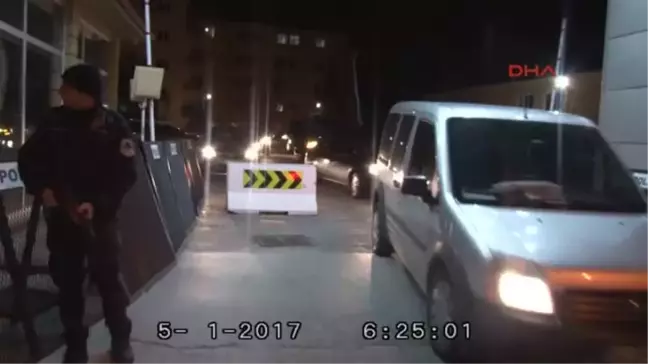 Sosyal Medyada Propaganda Yapan 2'si Hdp Ilçe Başkanı 8 Kişi Adliyeye Sevk Edildi