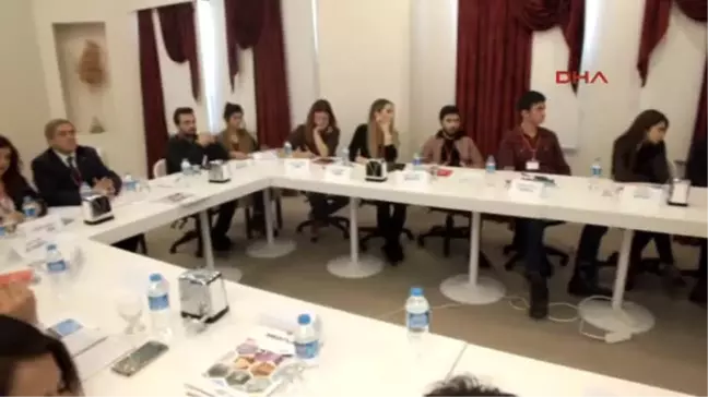 Mersin Umut Oran, CHP Kış Kampı'nda Gençlere Eğitim Verdi