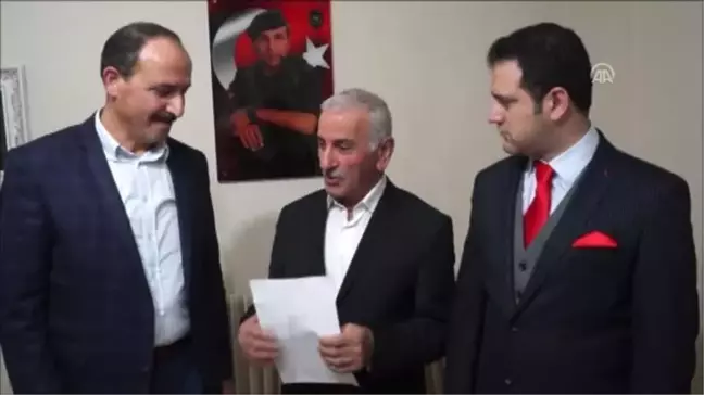 Şehidin Ailesine Bağışladığı Dairenin Tapusunu Teslim Etti