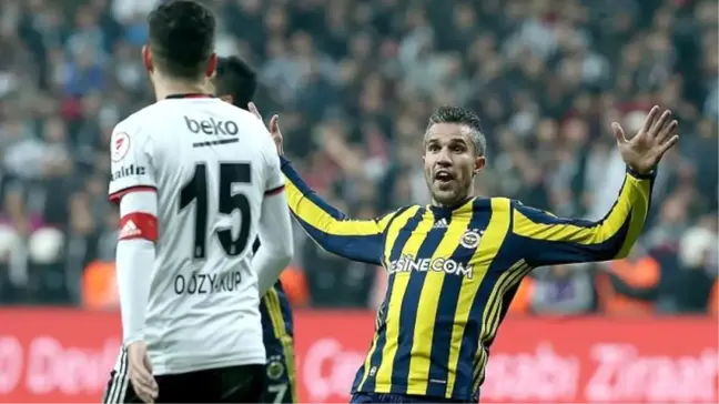 Fenerbahçeli Van Persie'nin Cezası İndirildi
