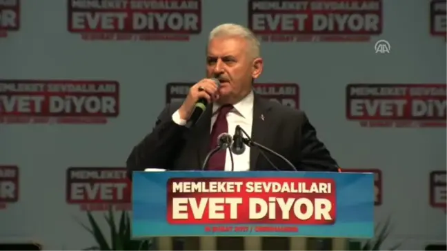 Oberhausen'da 1500 Kişi Yıldırım'ı Protesto Etti
