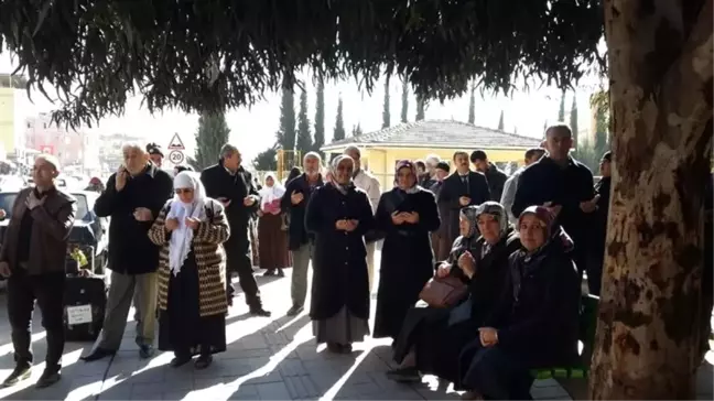 Hatay'dan 172 Umreci Dualarla Uğurlandı