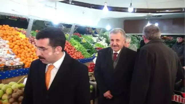 Bakan Arslan Kars'ta Esnafı Gezdi