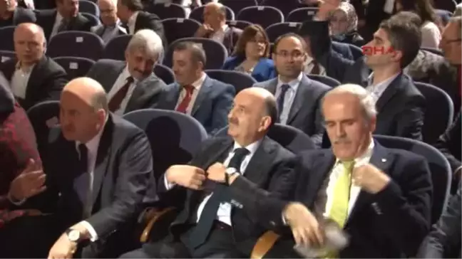 Müezzinoğlu, CHP'li Vekile Bakarak CHP'yi Eleştirdi